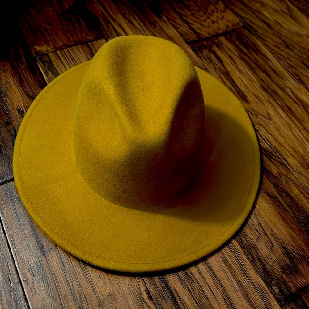 Gigi Pip Flat Brim Fedora